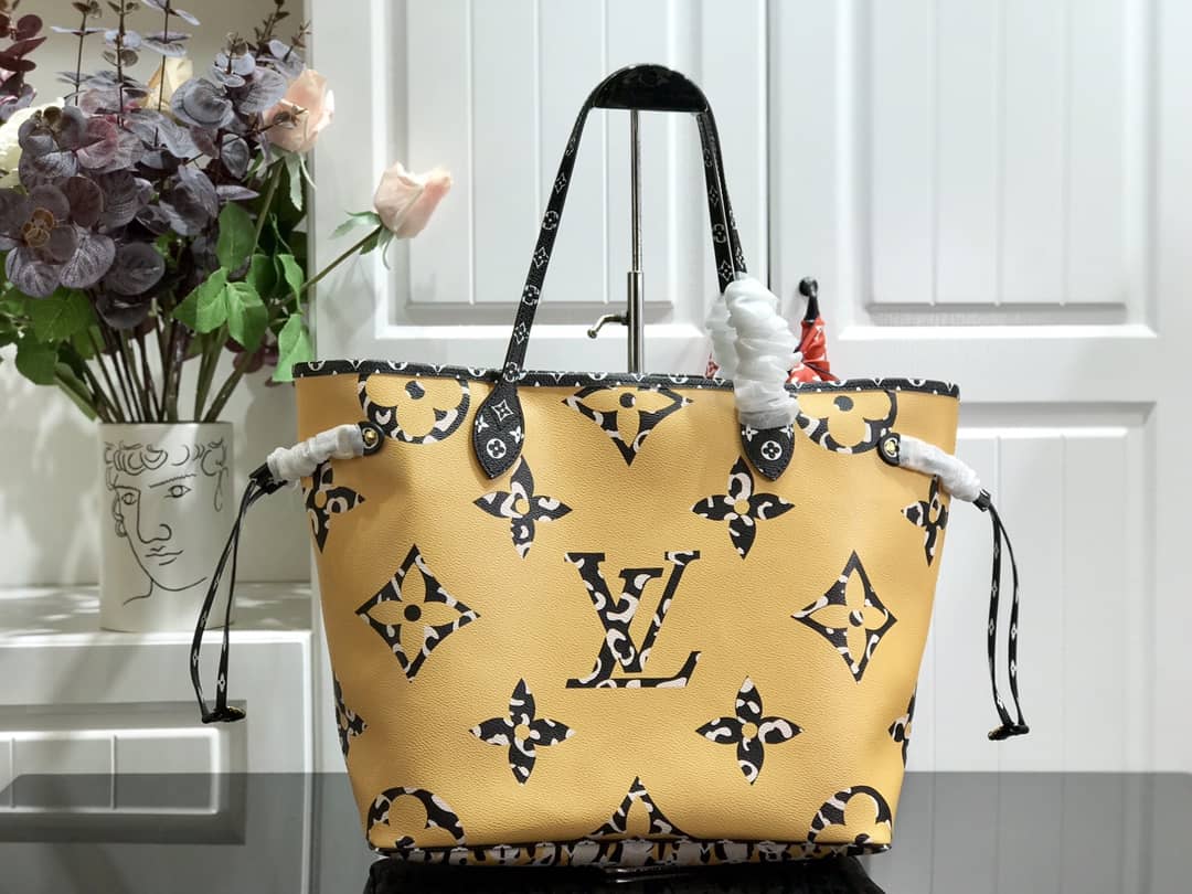 Louis Vuitton Monogram Canvas Neverfull MM Bag Replica White M41177