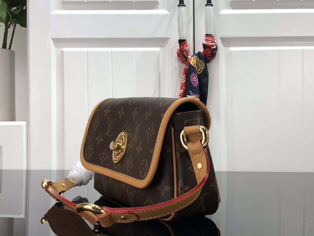 Louis Vuitton Dupe Purses Tikal PM Monogram Canvas M40078