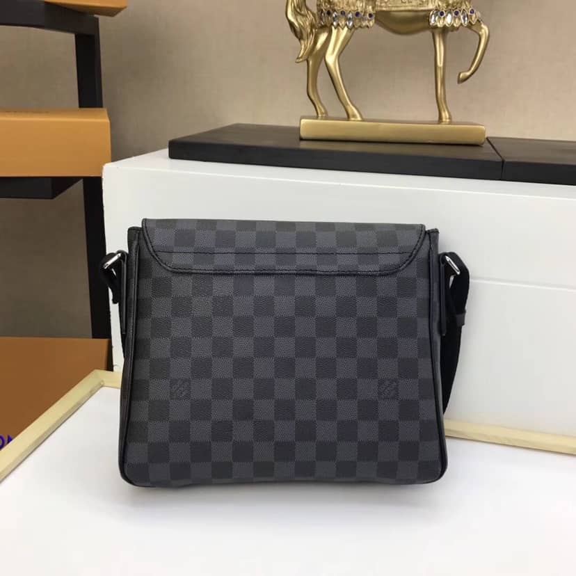 Louis Vuitton District PM Damier Graphite Replica Shoulder Bag N41260