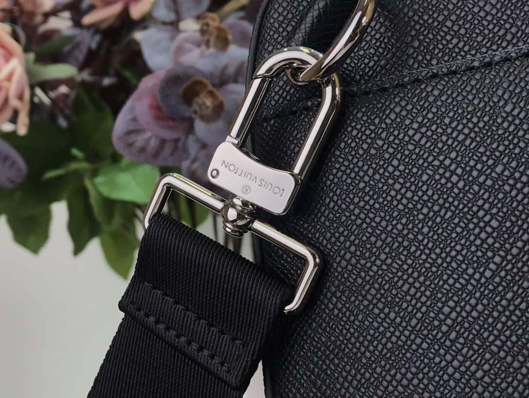 Louis Vuitton Briefcase Taiga Leather Black M30769 Replica