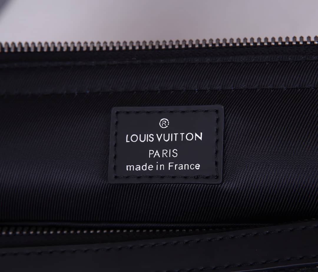 Louis Vuitton Odyssey PM Messenger Bag Replica Black M44223