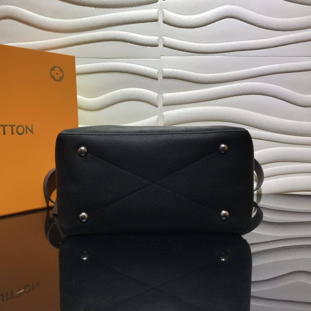 Louis Vuitton Beaubourg Hobo MM Mahina Leather Replica Black M56073