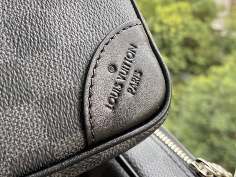 Louis Vuitton Scott Damier Graphite Canvas Messenger Bag Replica N50018