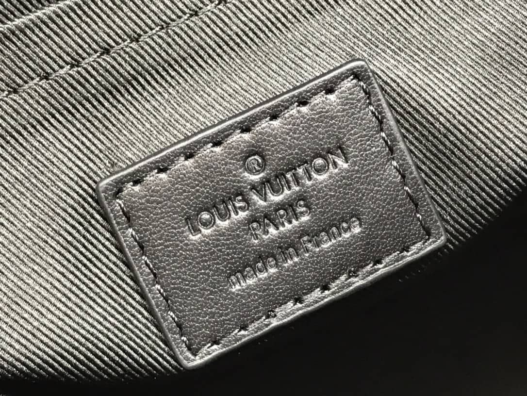 Louis Vuitton Monogram Coated Canvas Cruiser Messenger Bag Replica M57966