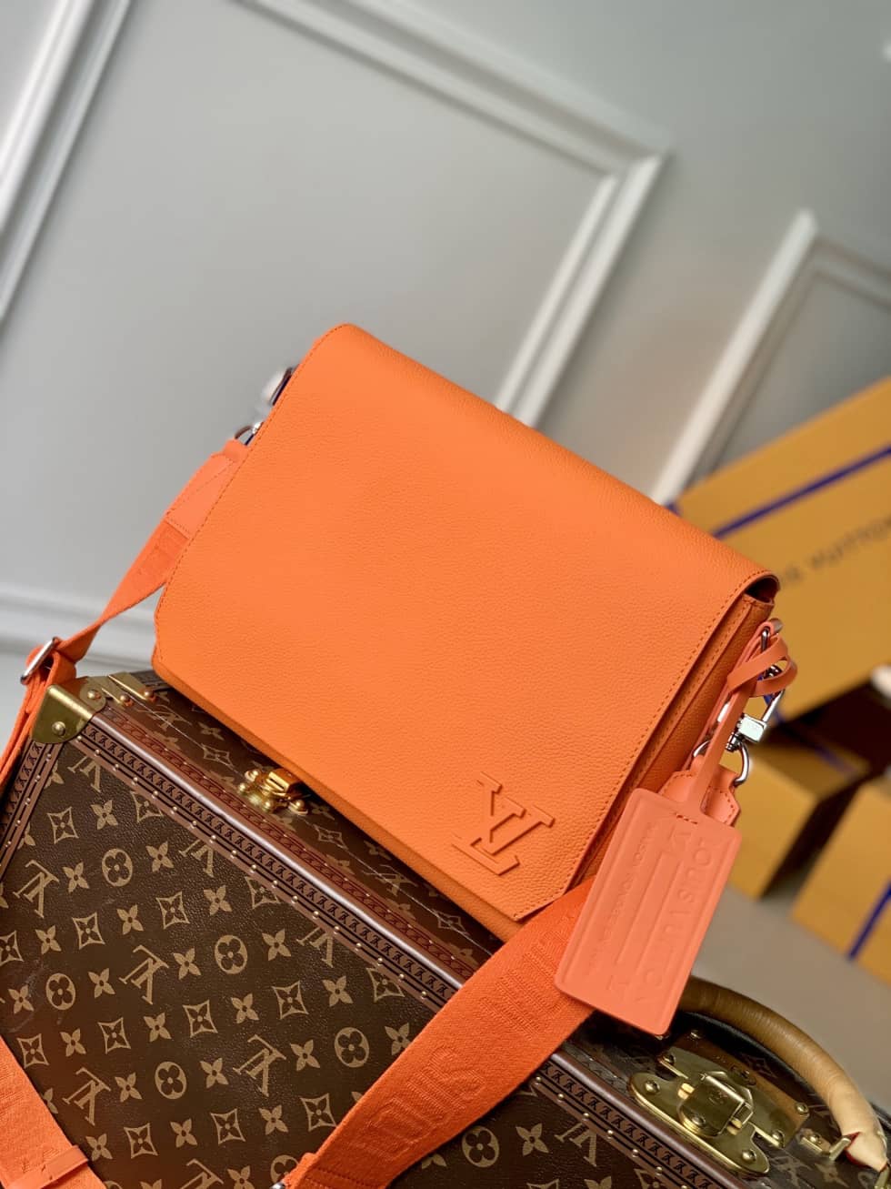 Louis Vuitton Aerogram Calfskin M59327 Orange Replica Messenger Bag
