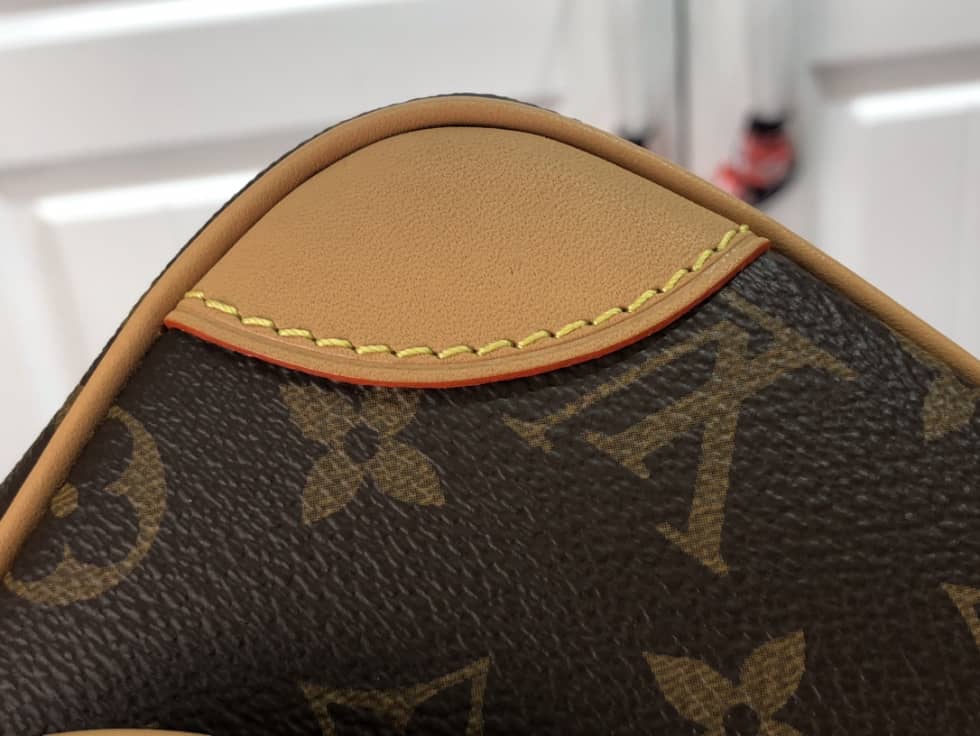 Louis Vuitton Diane Monogram M45985 Replica Crossbody Bag