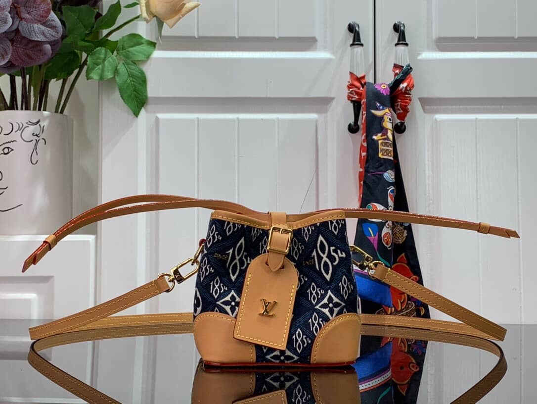 Louis Vuitton Noe Replica Bucket Bag M57447