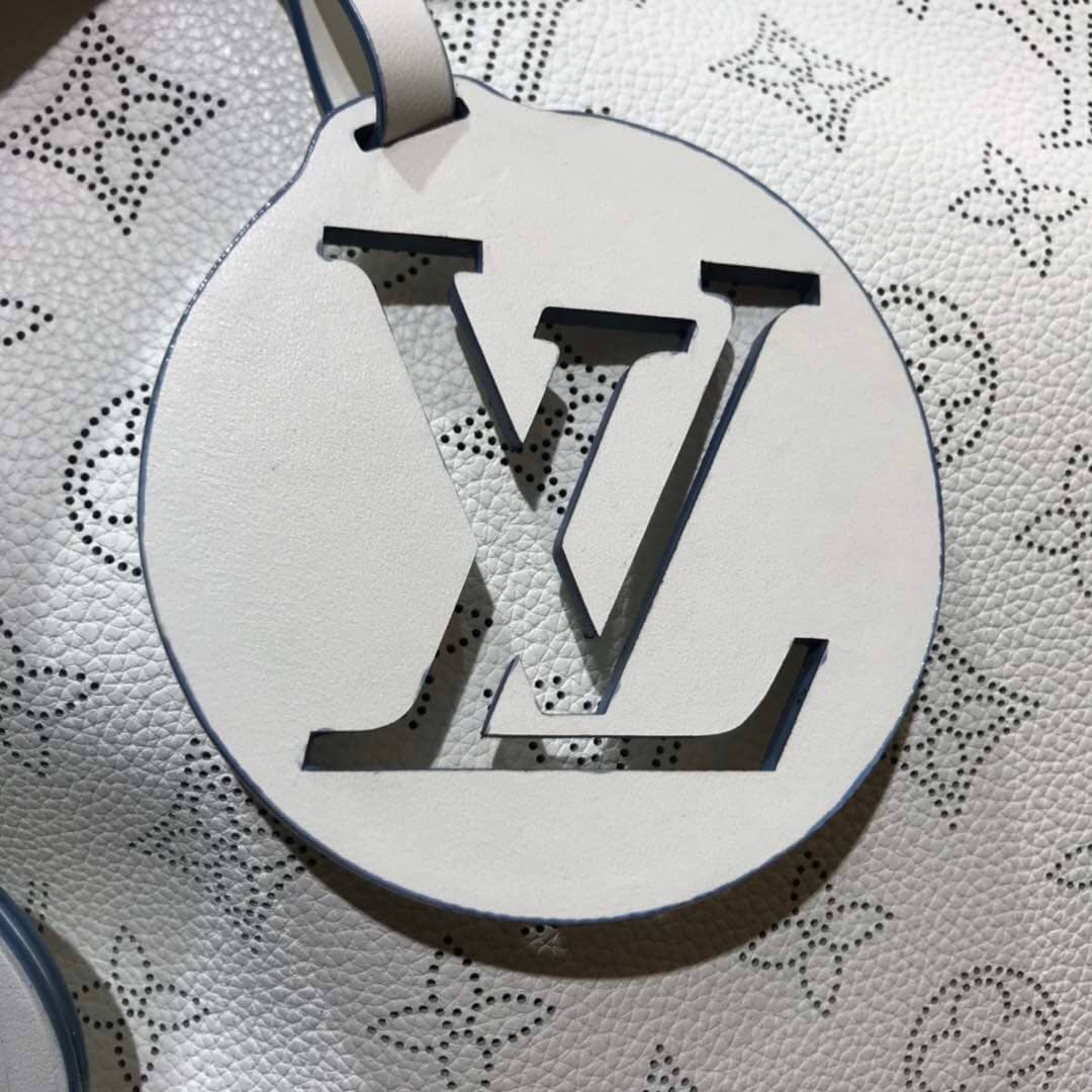 Louis Vuitton Beaubourg Hobo MM Mahina Leather Replica White M56073