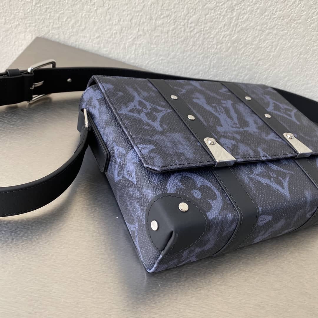 Louis Vuitton Trunk Monogram Messenger Bag Replica Blue M57282