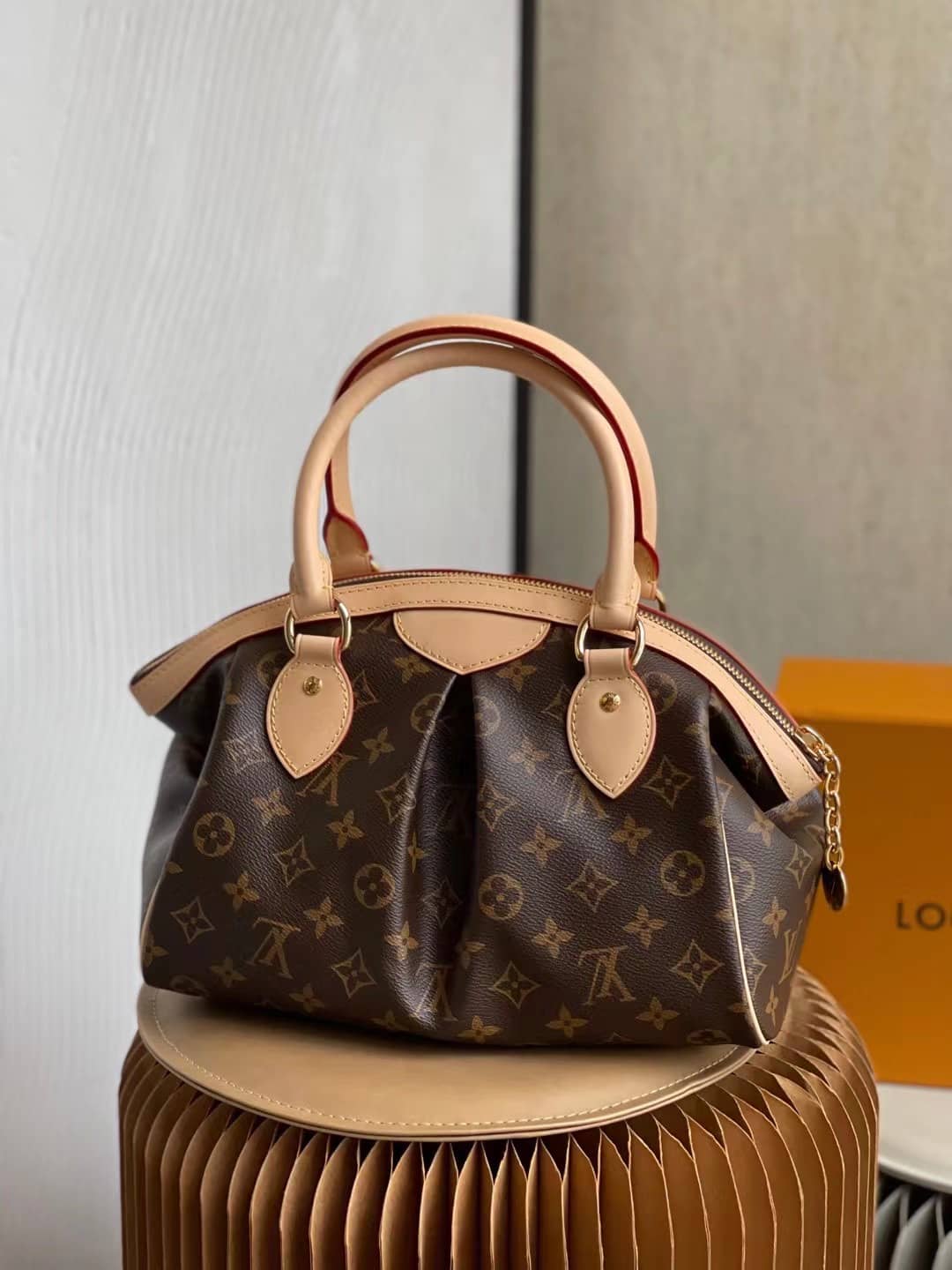 Louis Vuitton Monogram Tivoli PM M40143 Replica Shoulder Bag