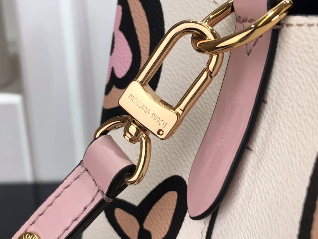 Louis Vuitton Neo Noe Monogram Casual Leather Replica Bag White M44679