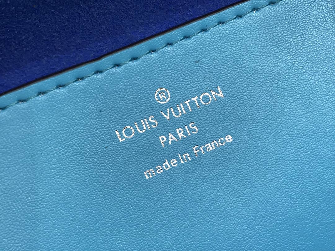 Louis Vuitton Monogram Calfskin 2Way Chain Leather Replica Shoulder Bag M57669
