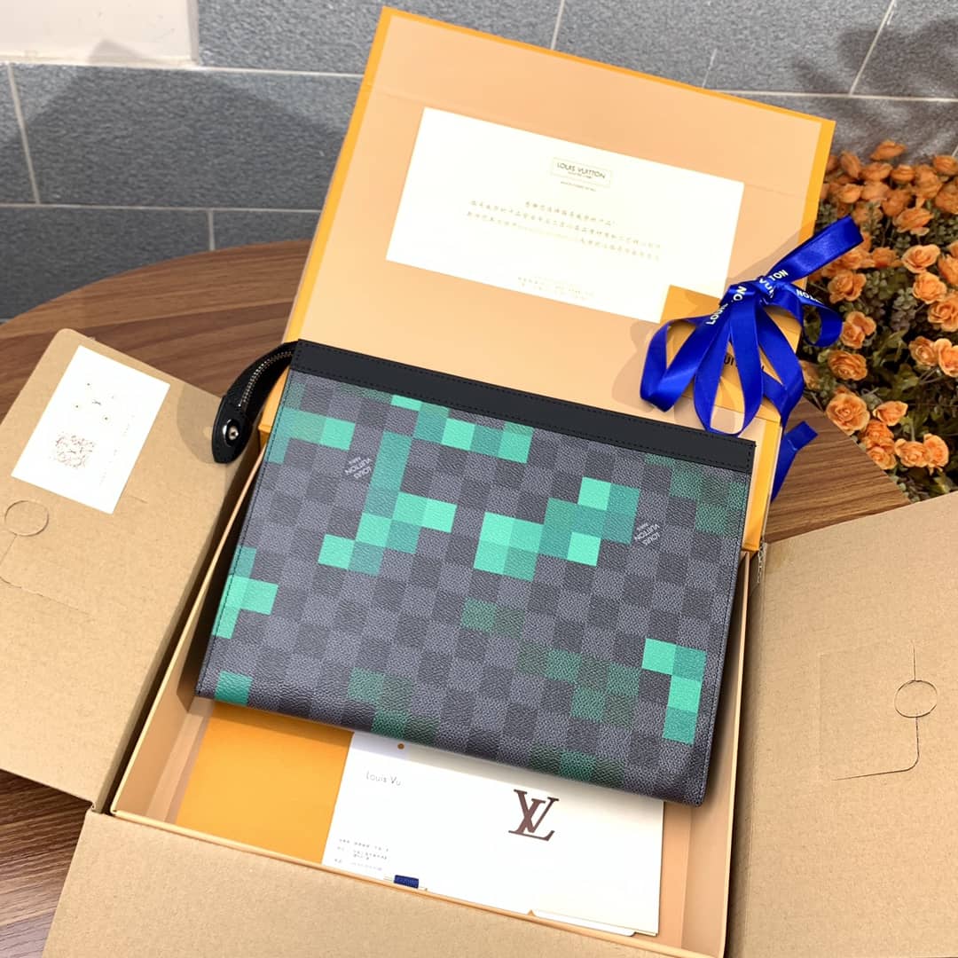 Louis Vuitton Pochette Voyage Leather Bag Replica N60176