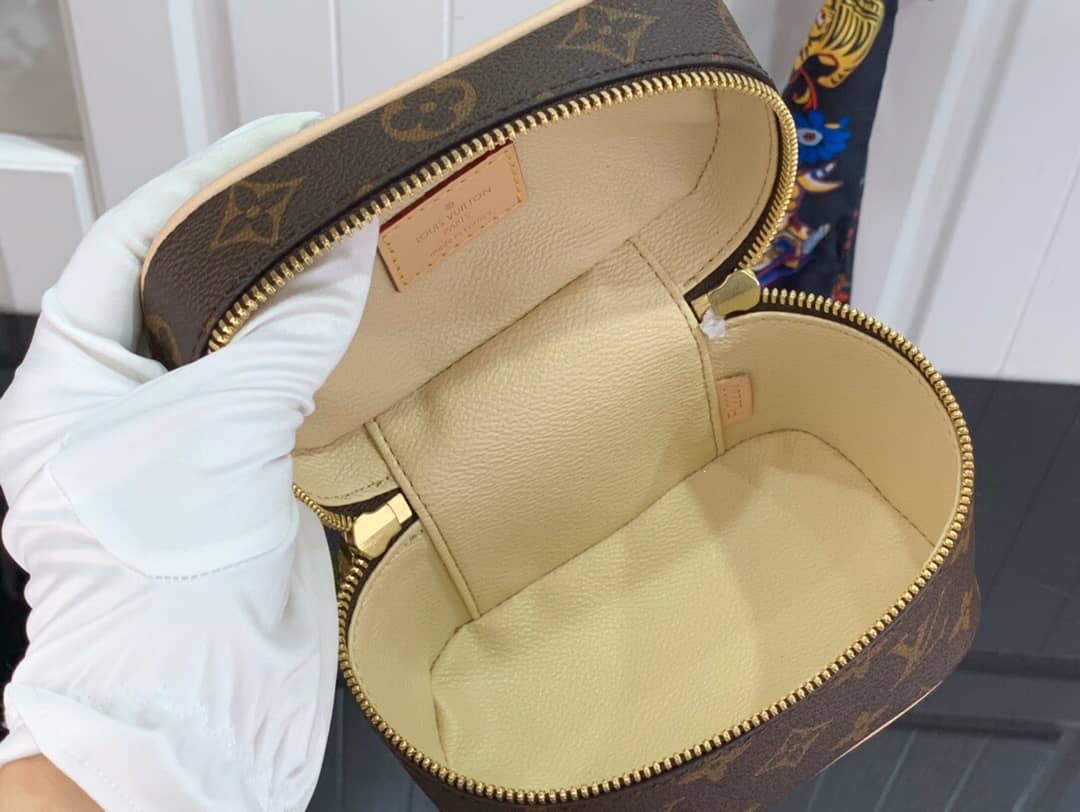 Louis Vuitton Mini Monogram Canvas Beauty Case Replica M44496