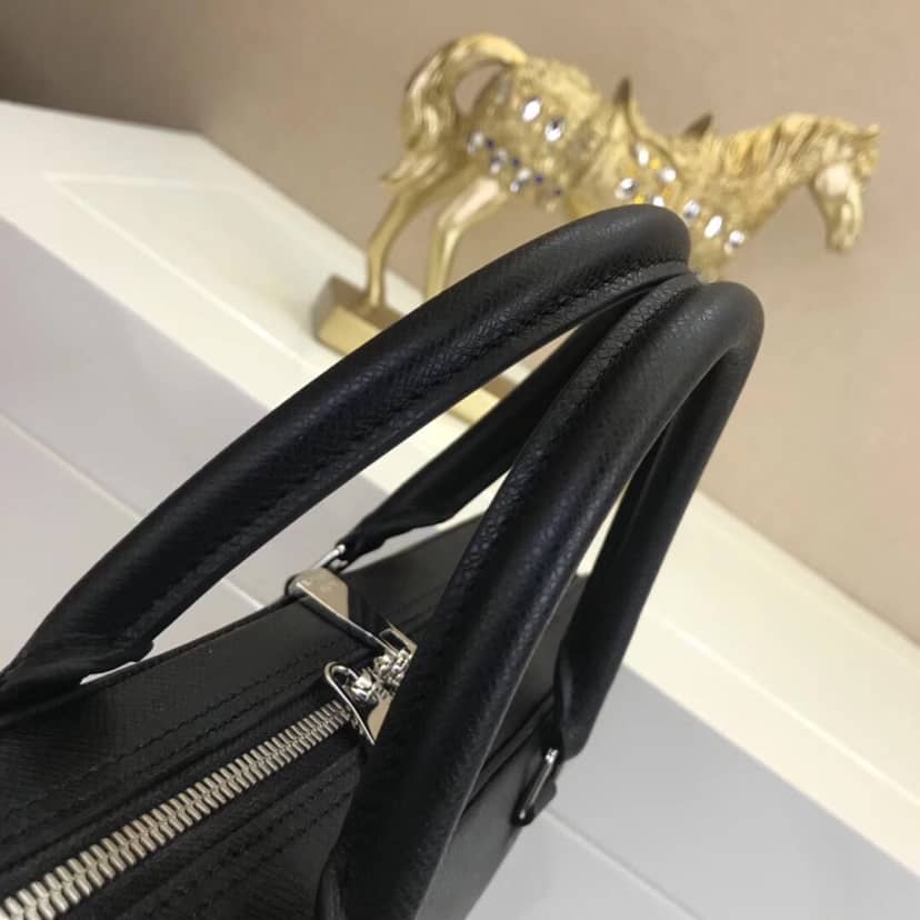 Louis Vuitton Taiga Porte Documents Business Replica M30643