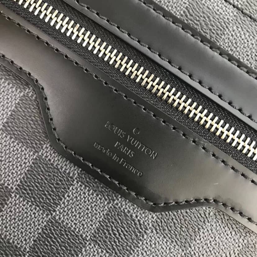 Louis Vuitton Damier Graphite Daniel MM Replica Shoulder Bag N58029