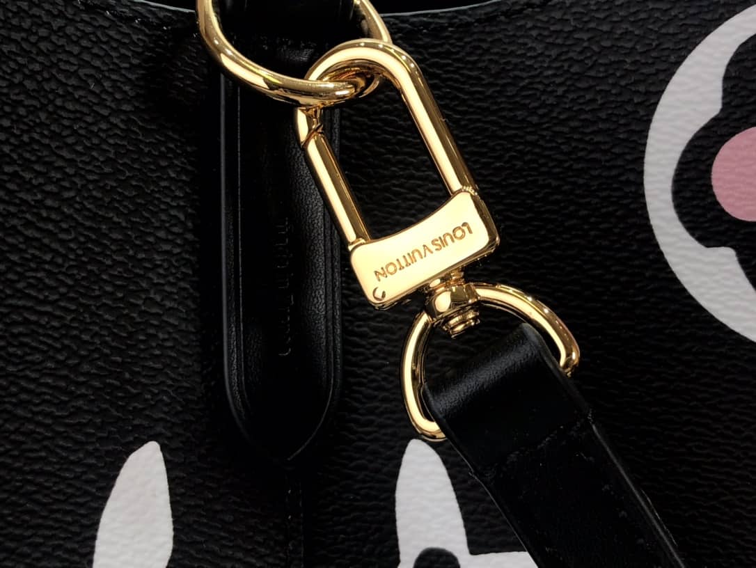 Louis Vuitton Neo Noe Monogram Leather Replica Bag Black M44679