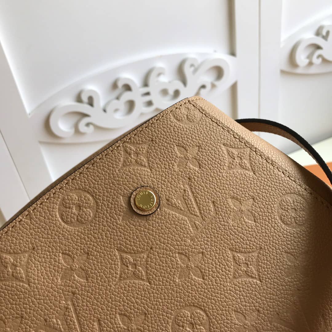Louis Vuitton Monogram Montaigne MM Shoulder Bag Replica Apricot M41048