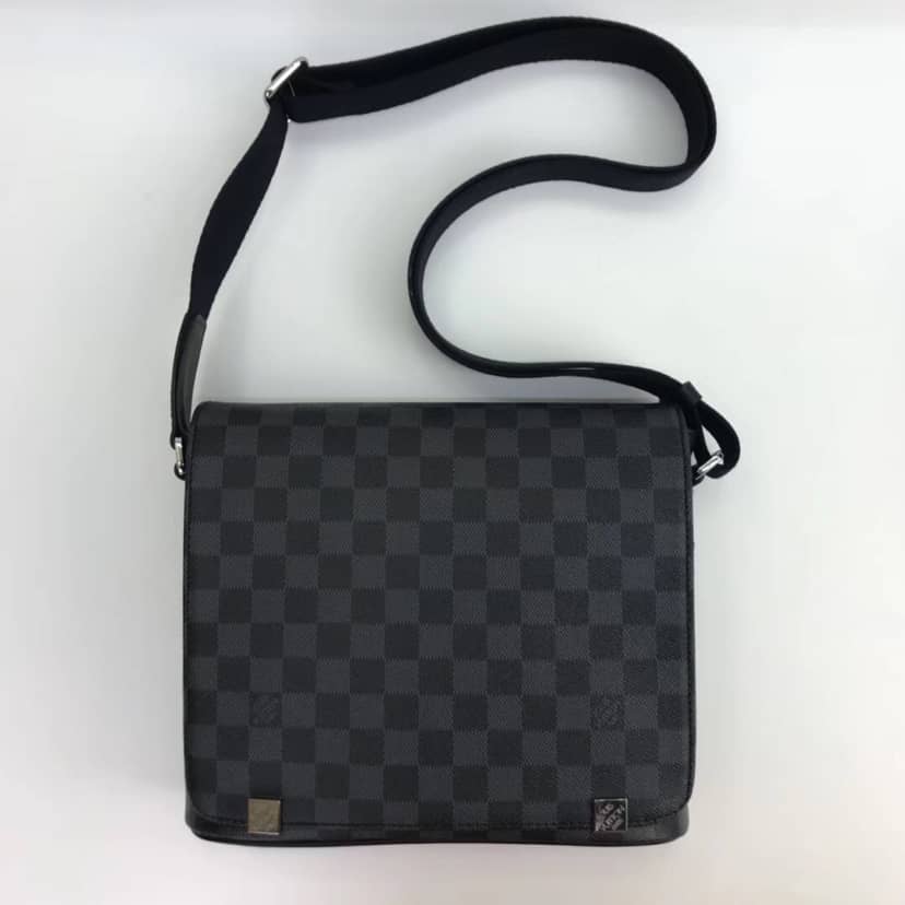 Louis Vuitton District PM Damier Graphite Canvas Messenger Bag Replica N41028