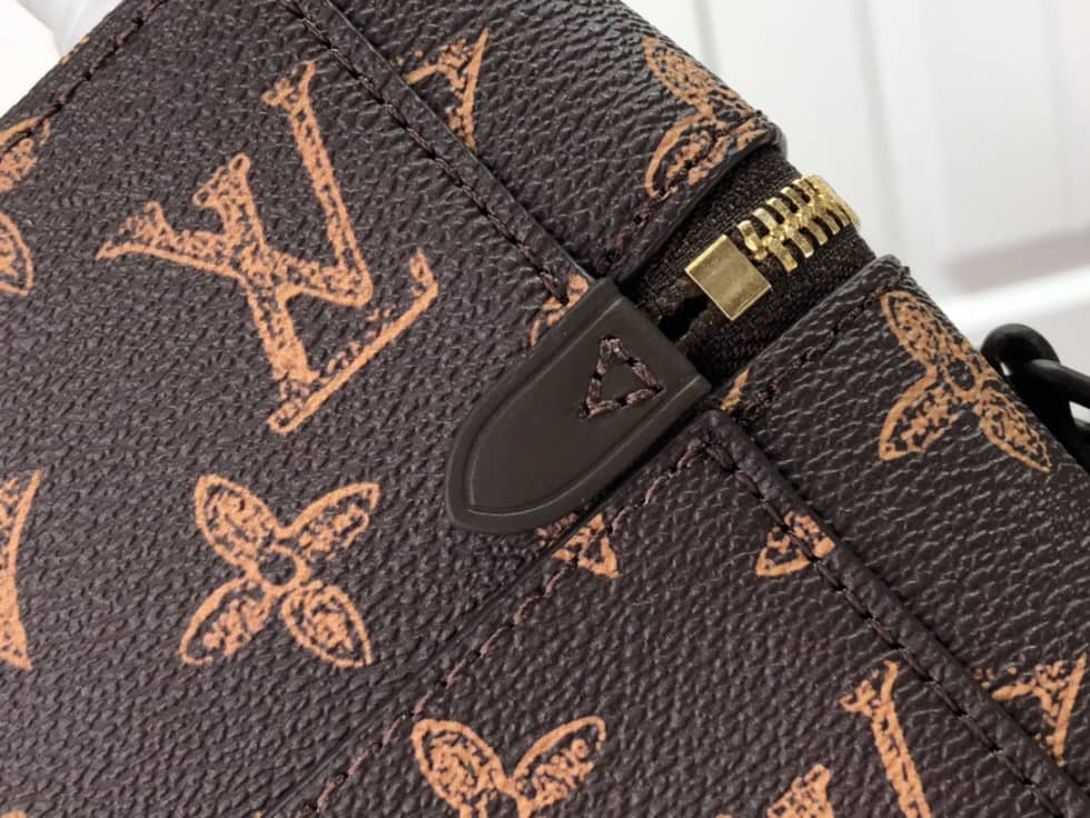 Louis Vuitton Vertical Box Trunk Monogram Brown M59664 Replica Shoulder Bag