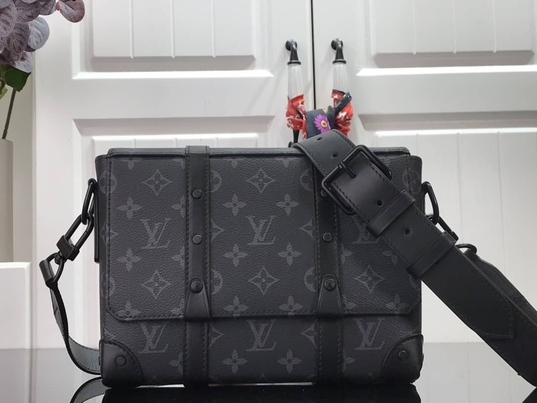Louis Vuitton Monogram Eclipse Coated Canvas Trunk Messenger Bag Replica M45727