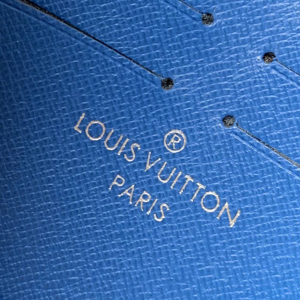 Louis Vuitton Pochette Voyage MM Damier Giant Canvas Replica Blue N60412