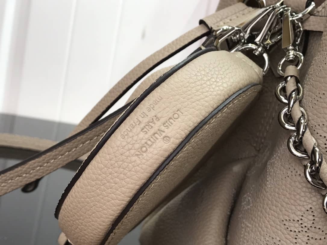 Louis Vuitton Bella Mahina Magnolia Leather Replica Bag M57068