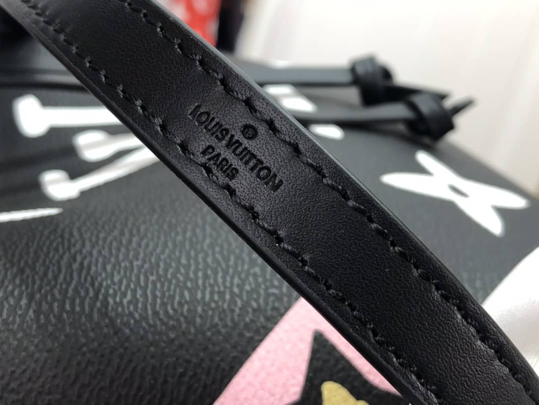 Louis Vuitton Neo Noe Monogram Leather Replica Bag Black M44679