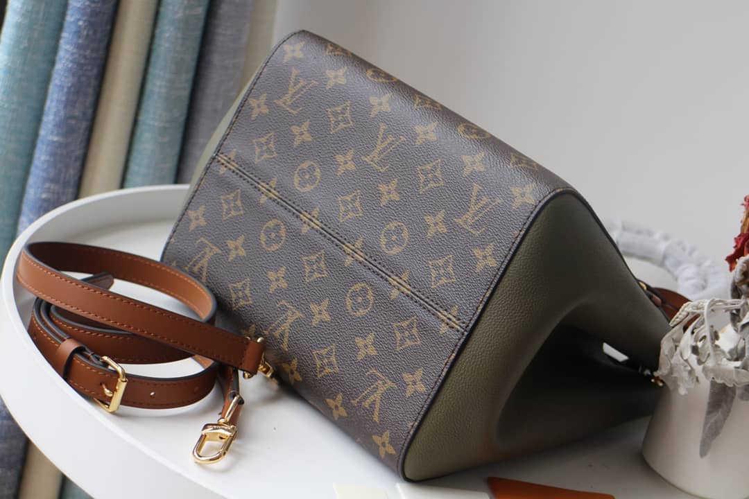 Louis Vuitton Monogram Fold MM 2way Tote Replica White M45409