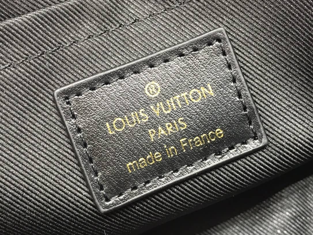 Louis Vuitton Monogram Cosmetic Bag Replica Black M69991