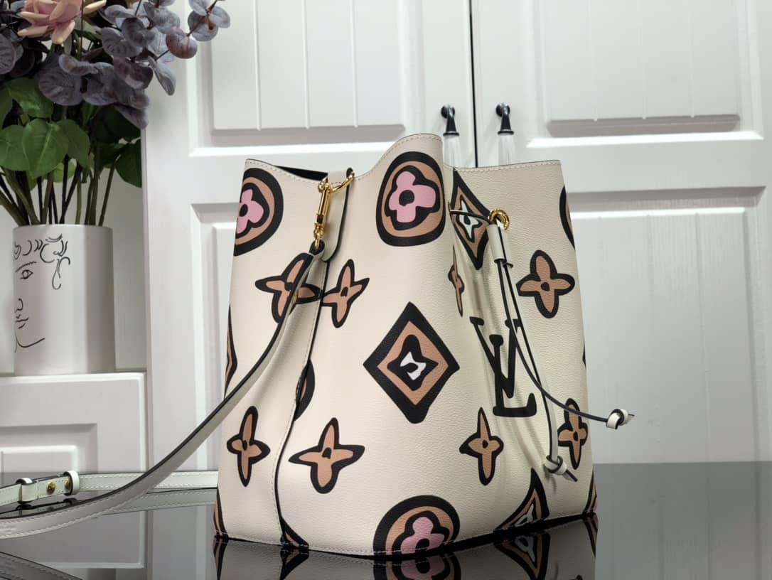 Louis Vuitton NéoNoé MM Replica Bucket Bag M45822