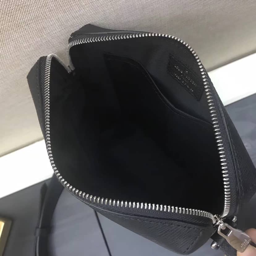 Louis Vuitton Taiga Pochette Grigori Mens Shoulder Bag Replica Black M30505