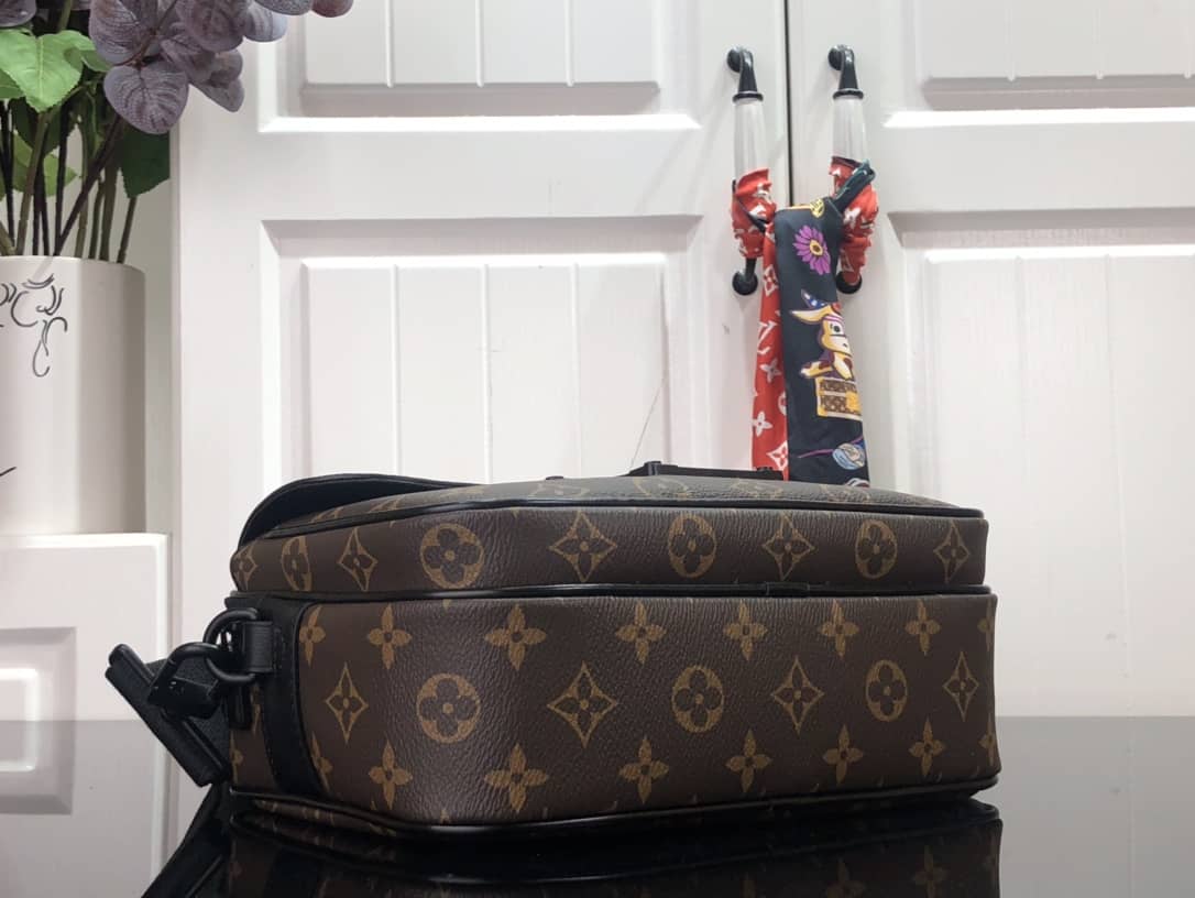 Louis Vuitton Monogram Macassar S Lock Messenger Bag Replica M45863