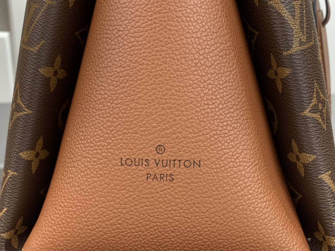 Louis Vuitton Monogram Canvas Soufflot MM Replica Bag M44817