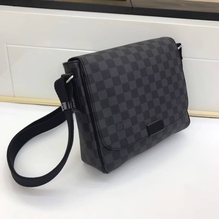 Louis Vuitton District PM Damier Graphite Replica Shoulder Bag N41260