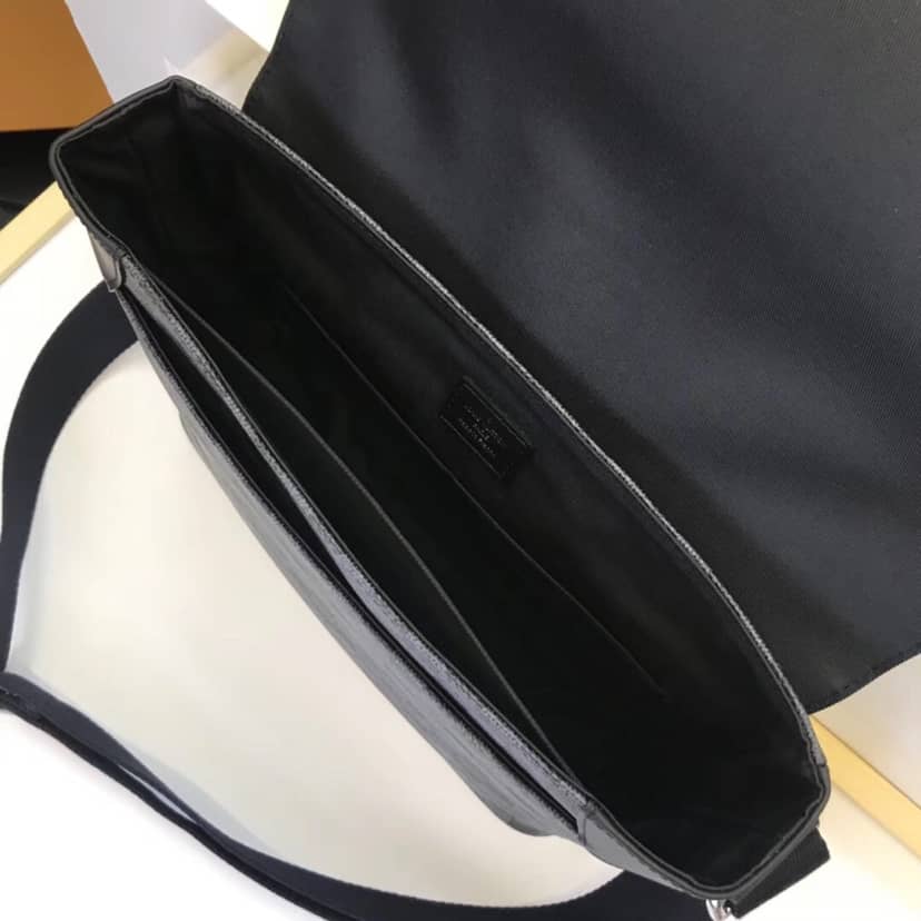 Louis Vuitton Damier Graphite District MM Shoulder Bag Replica N41029