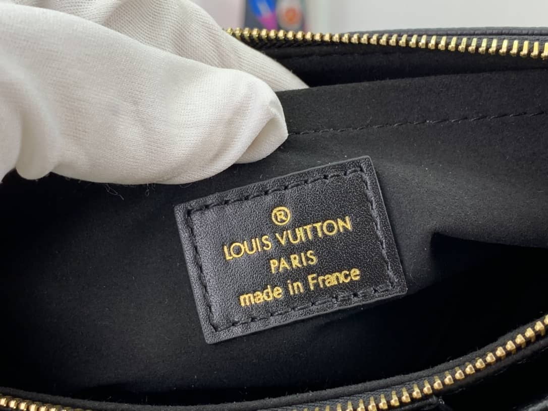 Louis Vuitton Pochette Monogram Empreinte Cowhide Leather Replica Crossbody Bag Black M45777