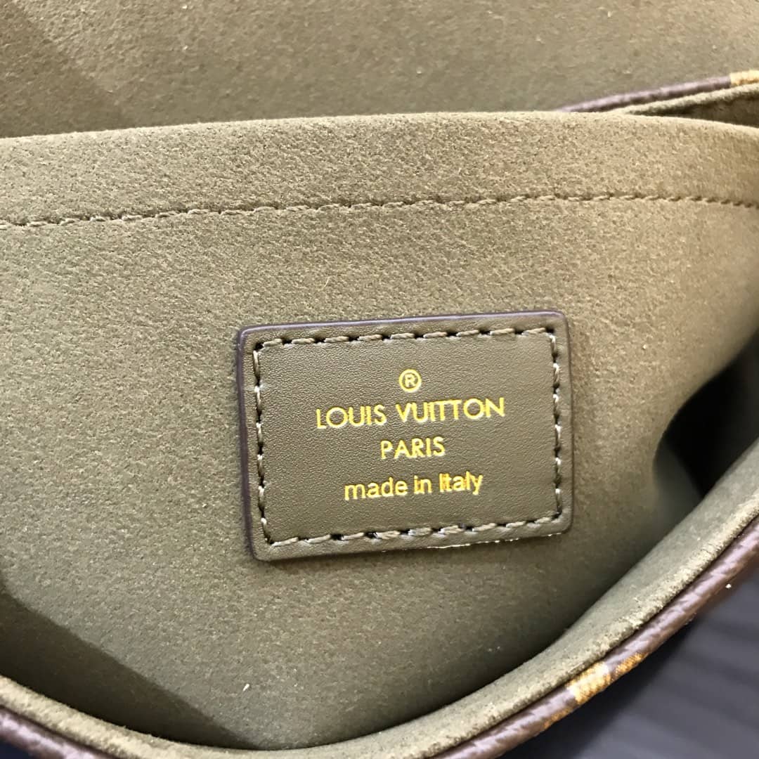 Louis Vuitton Locky BB 2way Replica Crossbody Bag M44797