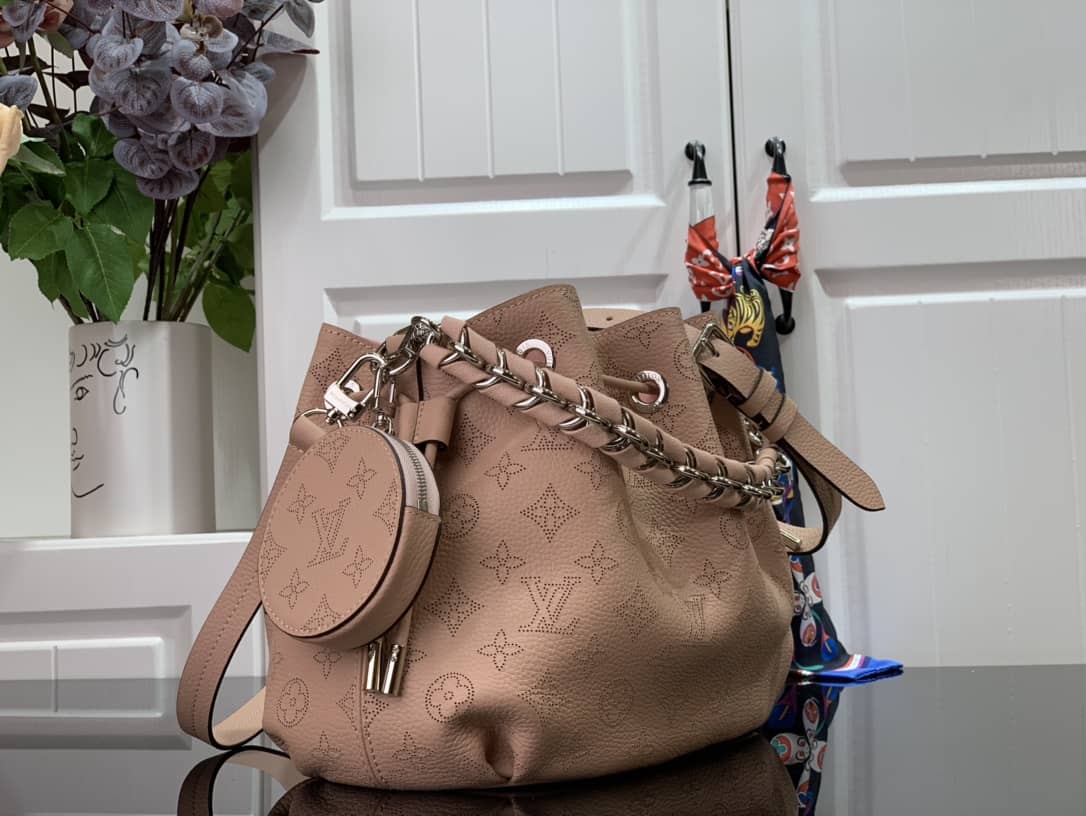 Louis Vuitton Bella Mahina Magnolia Leather Replica Bag M57068 Pink