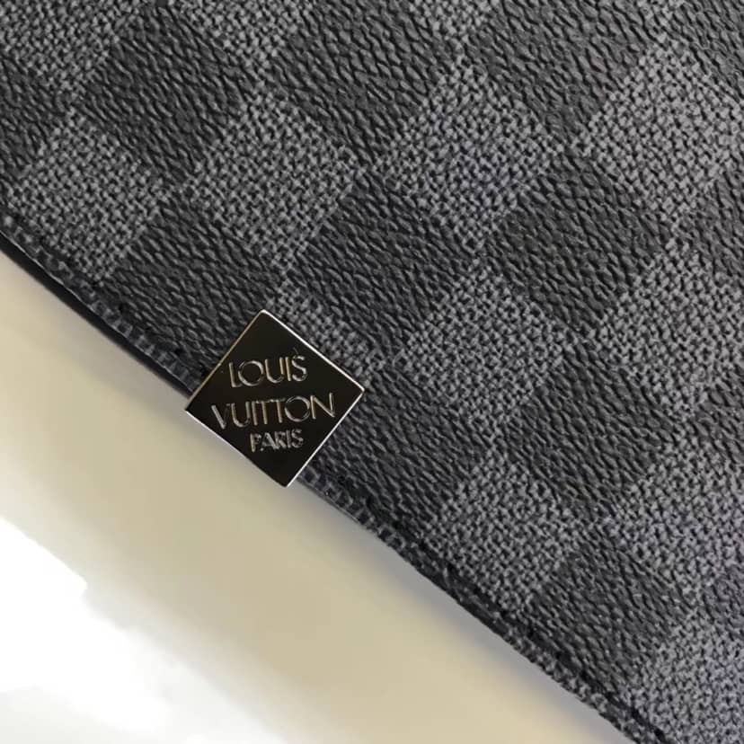 Louis Vuitton Damier Graphite District MM Shoulder Bag Replica N41029