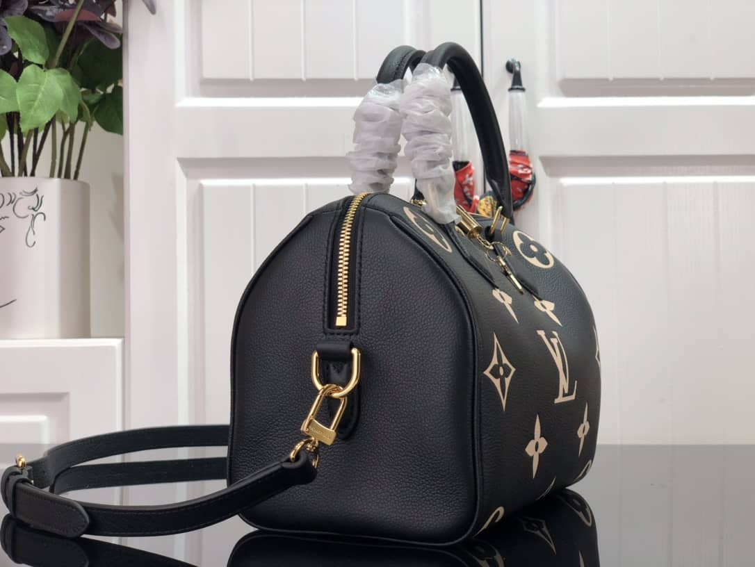 Louis Vuitton Monogram Empreinte Speedy Bandoulière 25 Replica Bag M58947