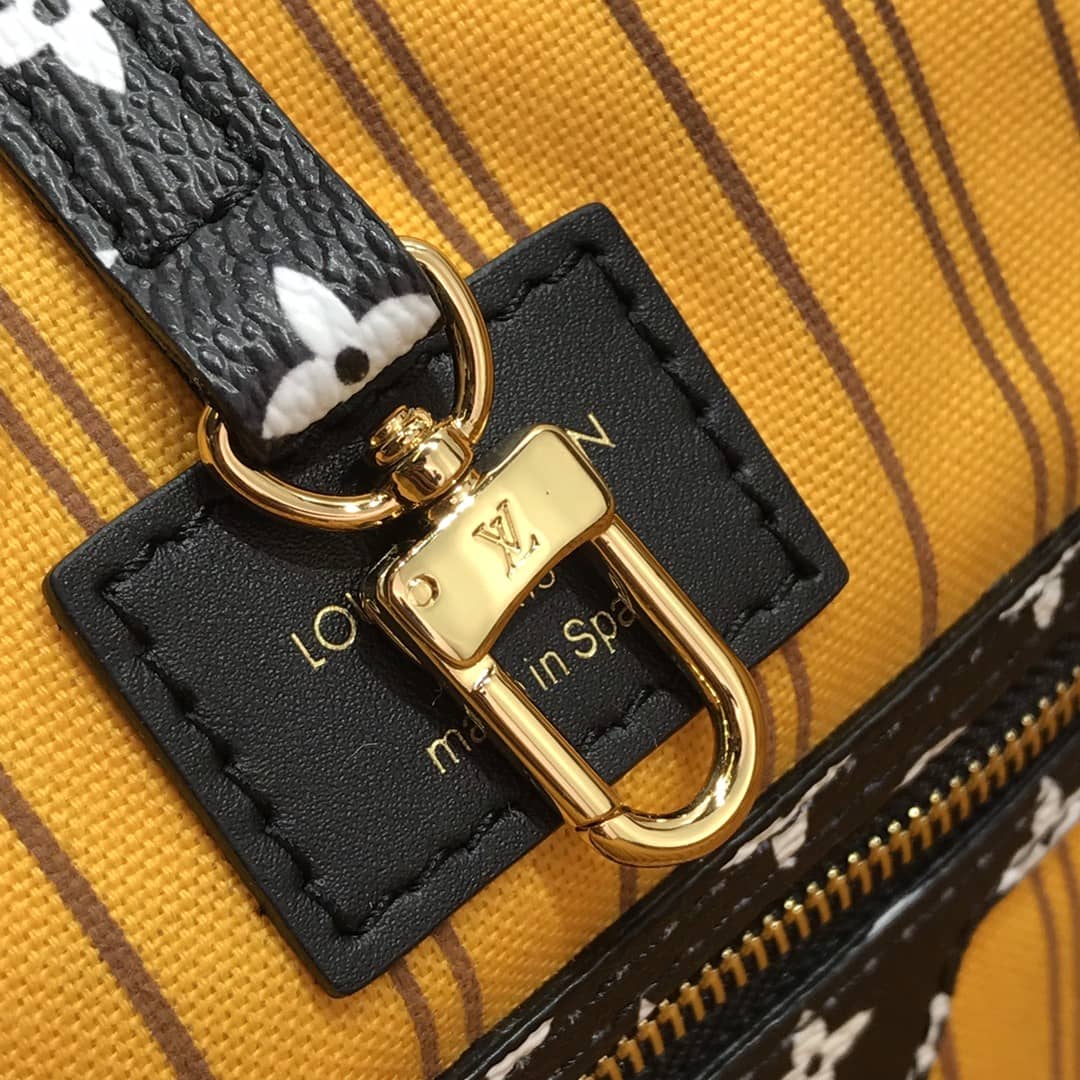 Louis Vuitton Monogram Giant Jungle Neverfull MM Bag Replica Yellow M40995