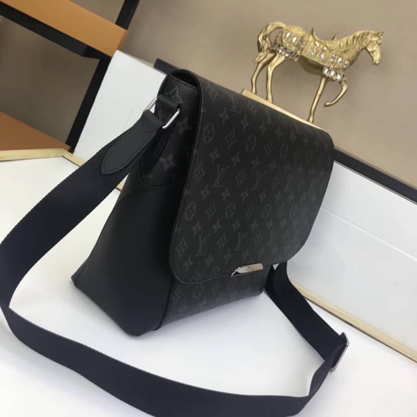 Louis Vuitton Monogram Eclipse Messenger MM Shoulder Bag Replica M40539