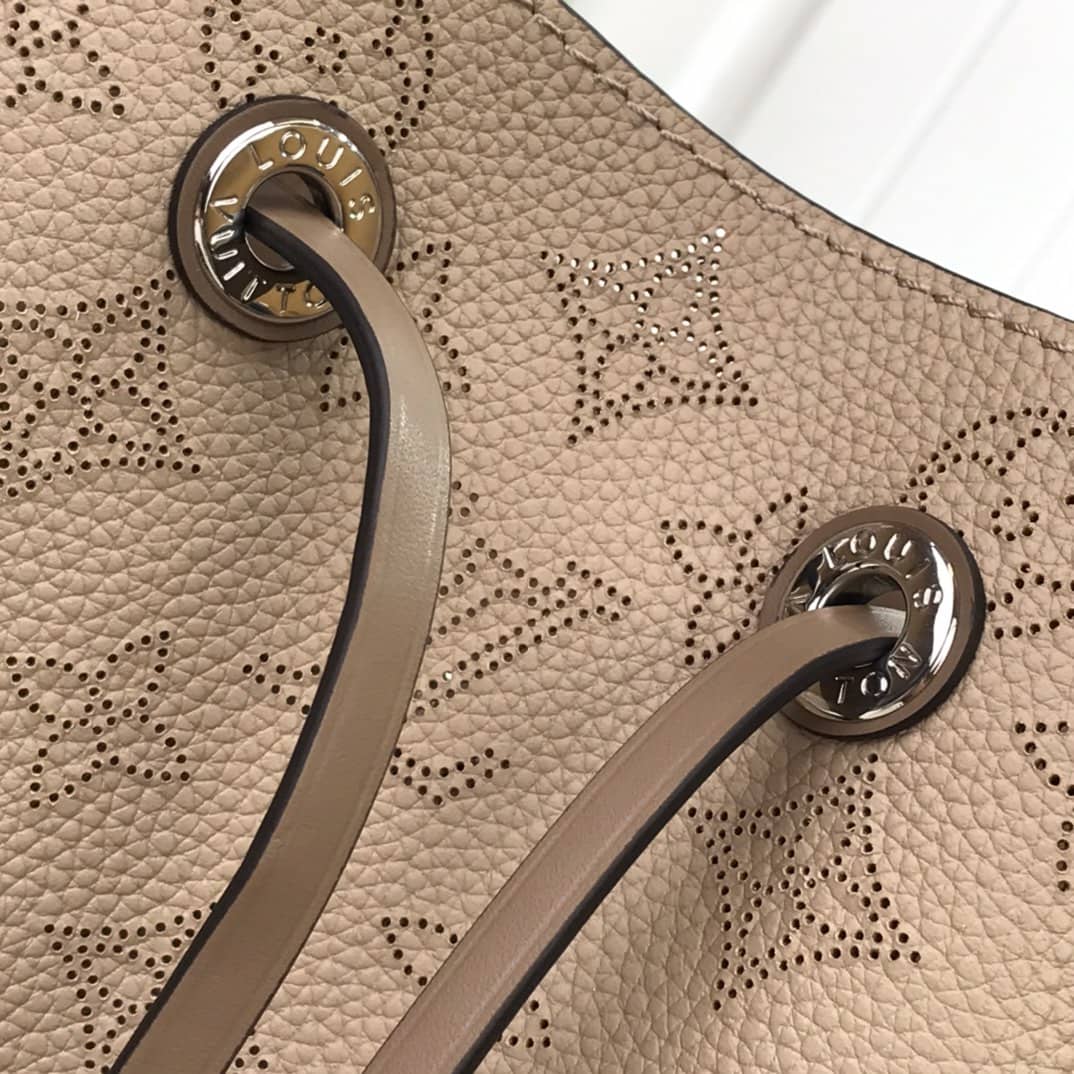 Louis Vuitton Mahina Muria Replica Handbag Gray M55801