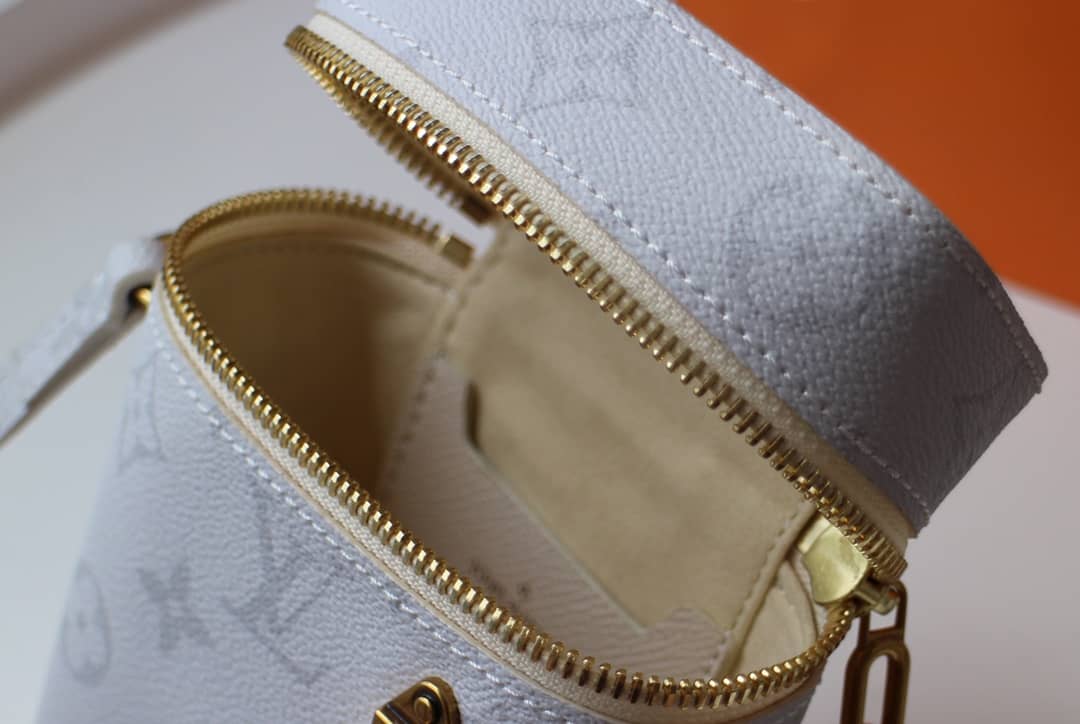 Louis Vuitton Epi Leather Chalk Nano Replica Bucket Bag M61112