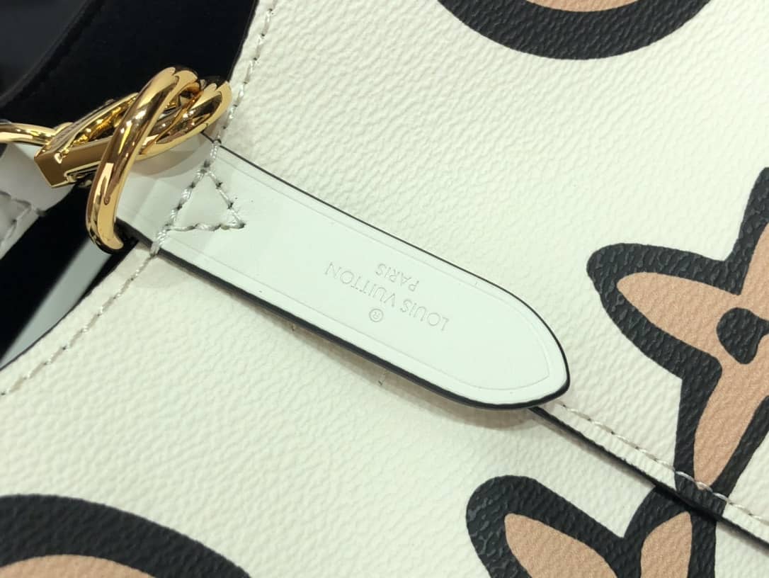 Louis Vuitton NéoNoé MM Replica Bucket Bag M45822