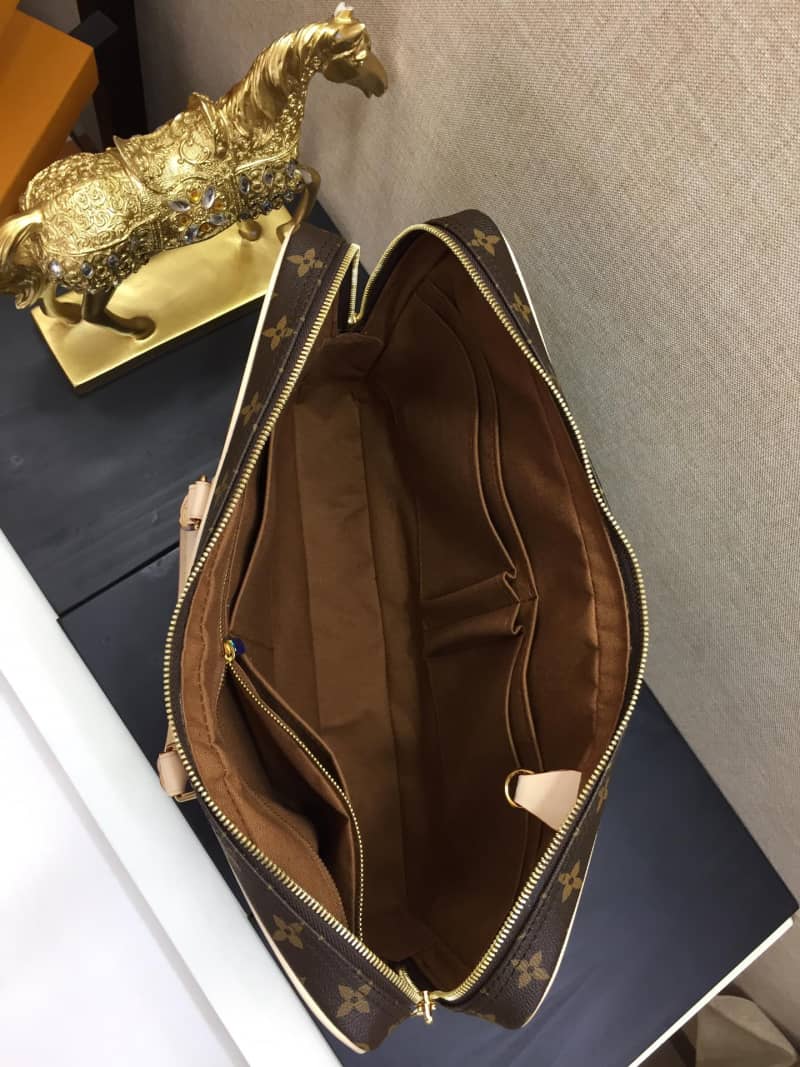 Louis Vuitton Porte Documents Voyage Business Replica M40226