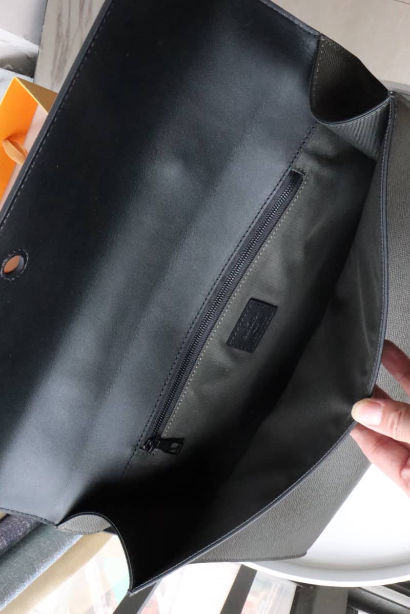 Louis Vuitton Robusto Briefcase Monogram Canvas Taiga Leather Replica M30591