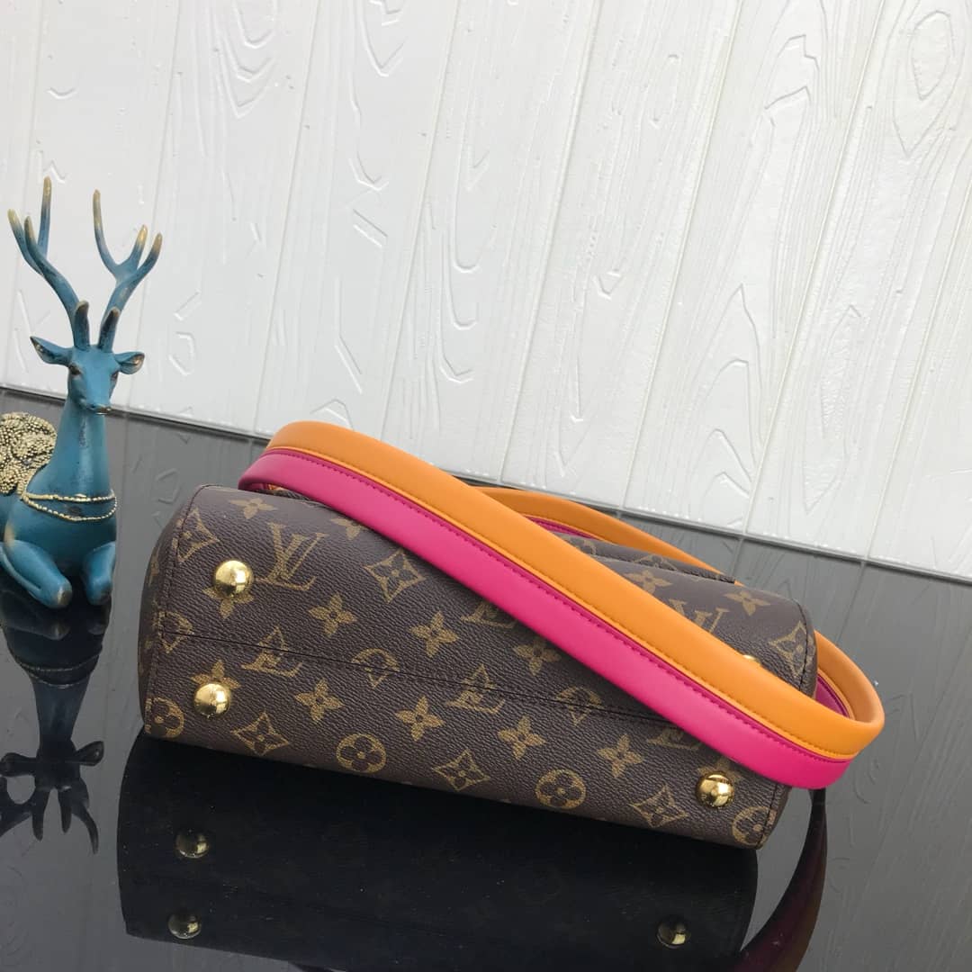 Louis Vuitton Cluny BB Monogram Canvas Shoulder Bag Replica Pink M42738