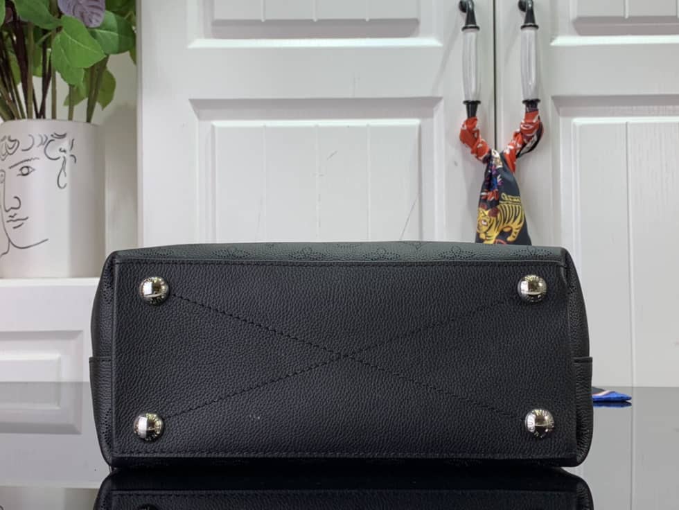 Louis Vuitton Why Knot PM Mahina Leather M20701 Replica Hobo